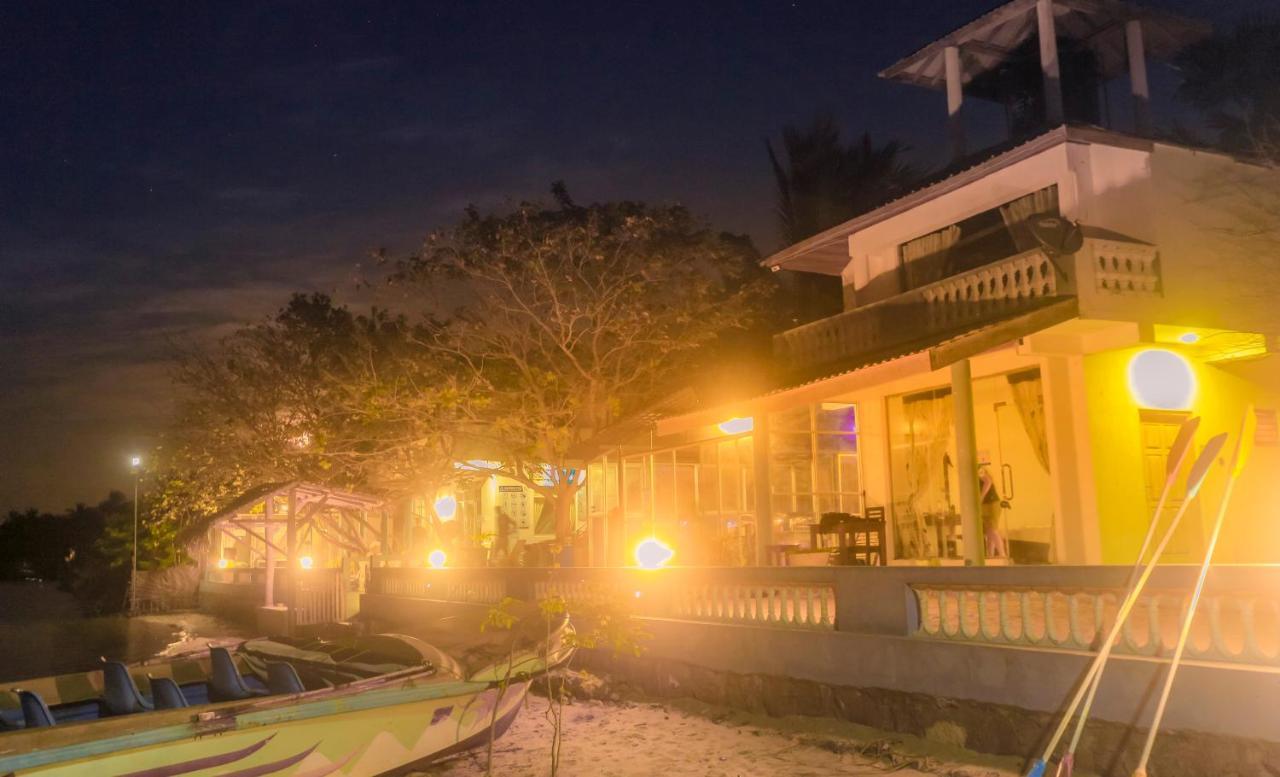 Dinuda Resort Kalpitiya Exterior foto